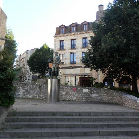 Couette & Cafe Roxane Apartment Bergerac Bagian luar foto